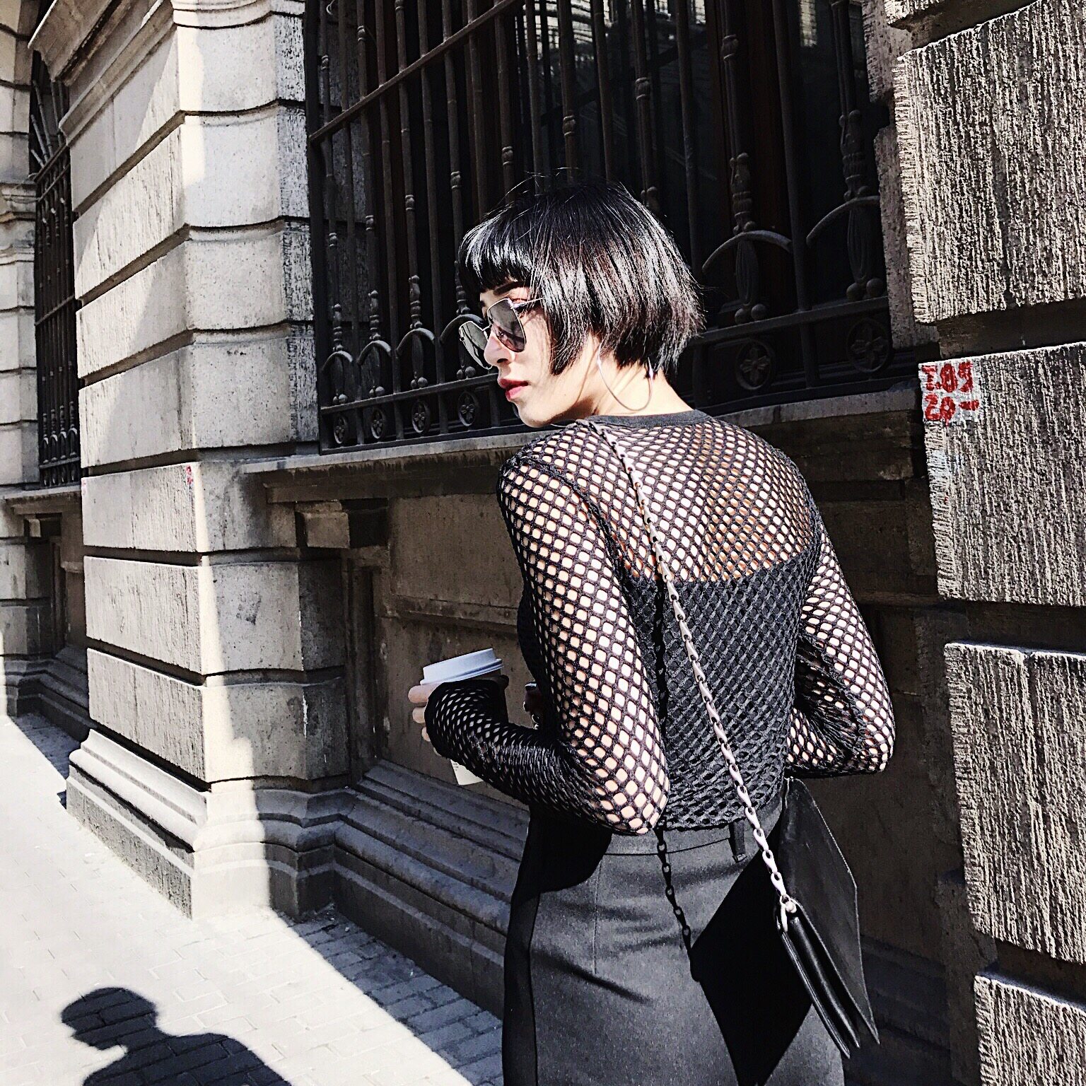 【mika studio】2017春季新款街头假两件网格透视长袖上衣女式t恤