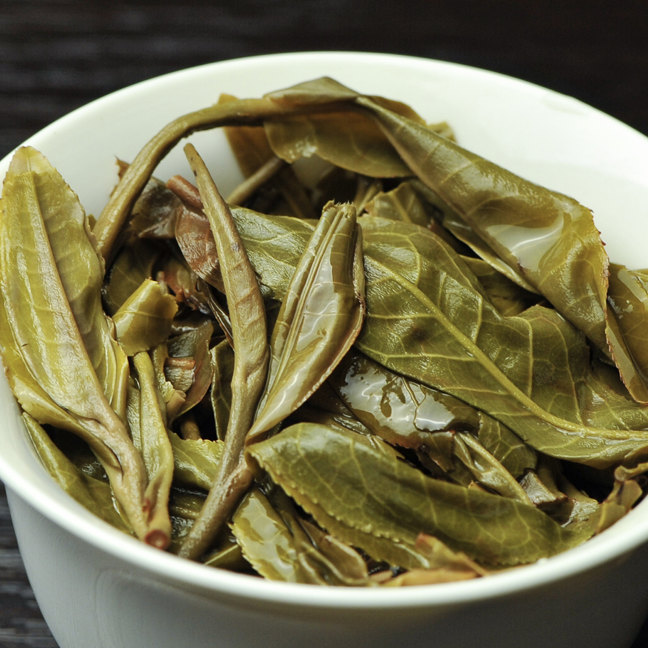 沧元号2019易武麻古树头春大叶普洱茶生茶357克紧压普洱