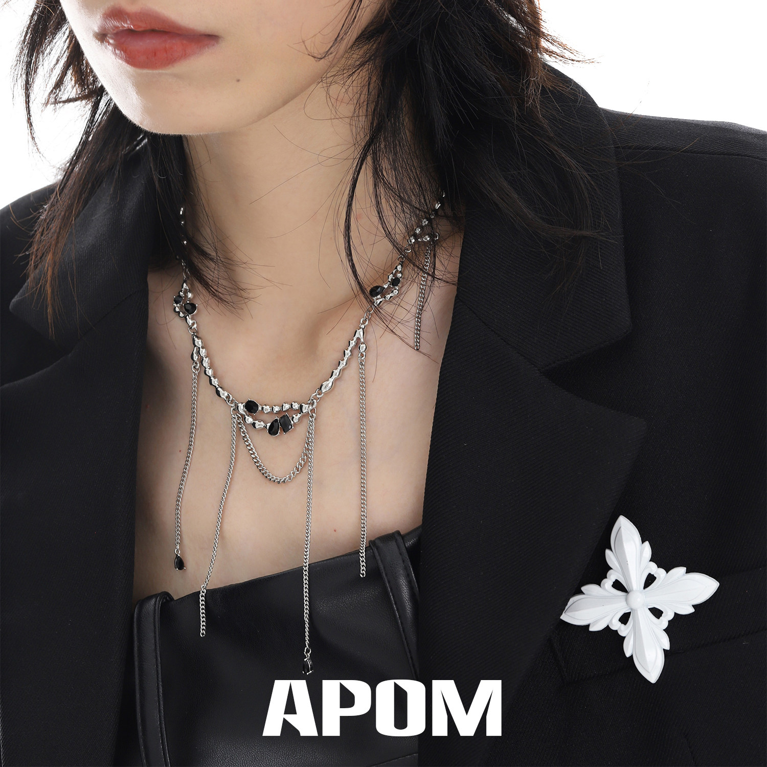 超辣项链轻奢锆石黑色高级女高流苏小众原创项链