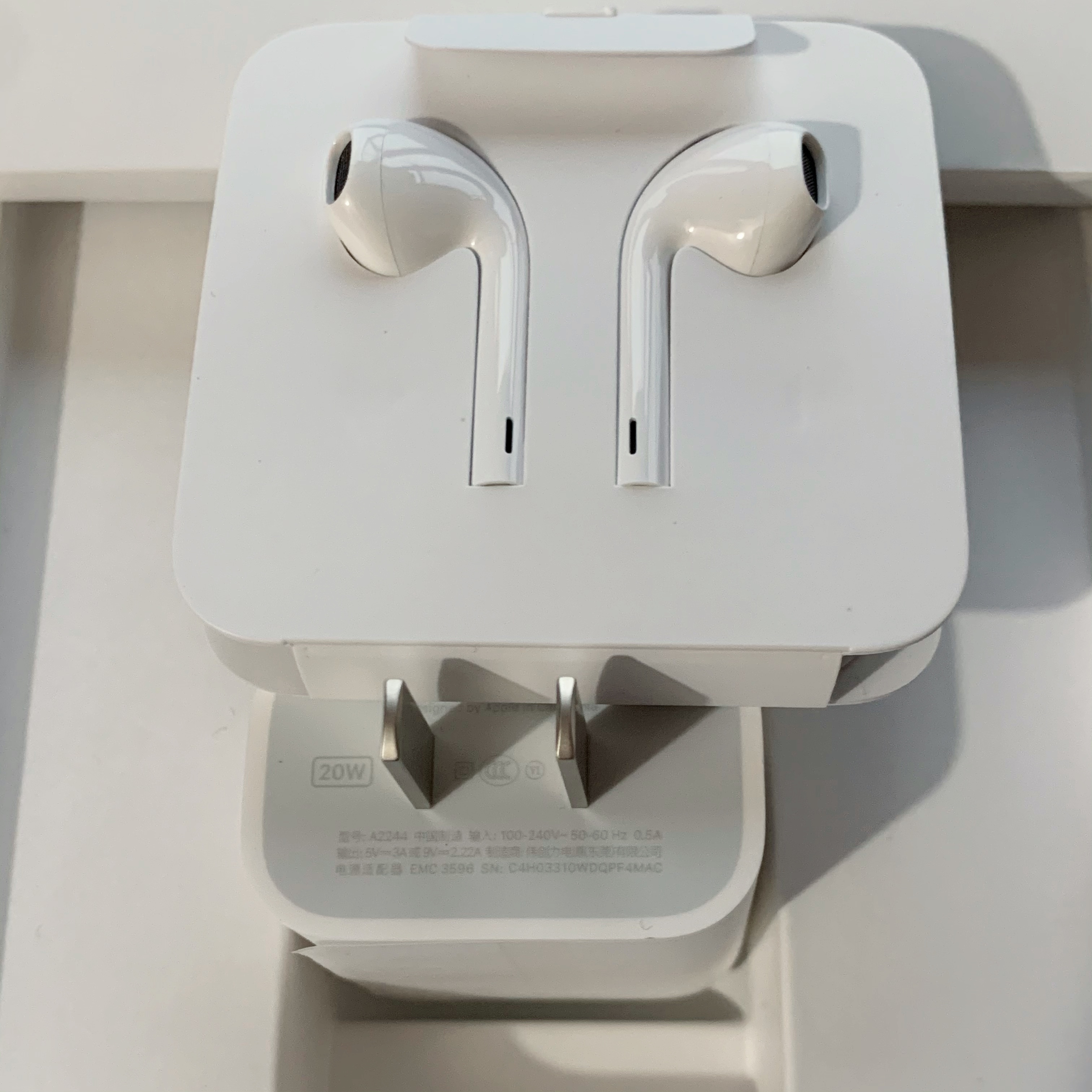 适用iphone13promax12mini数据线耳机手机充电器苹果手机充电器