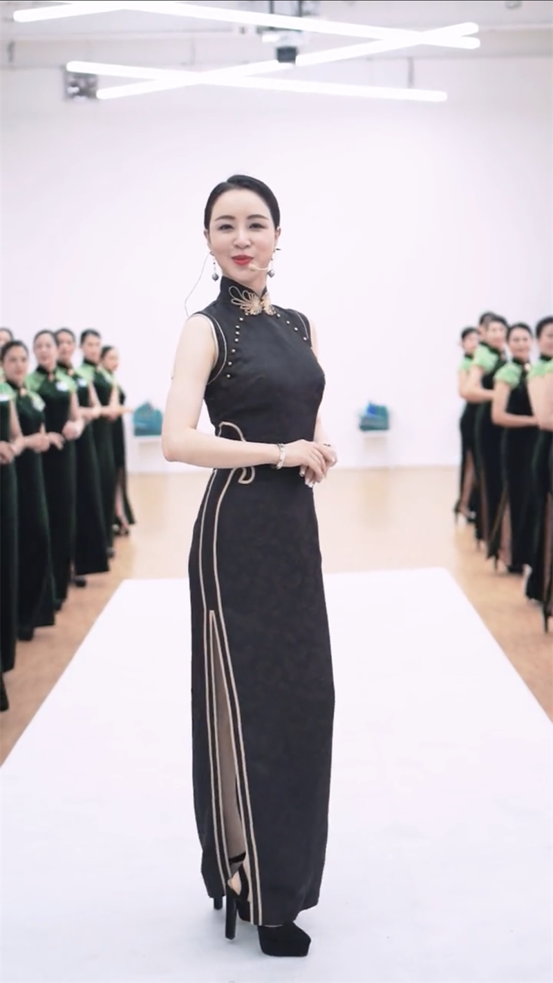 抖音身所伊人毛宇琳老师美璜同款形体礼仪深灰色无袖旗袍连衣裙夏