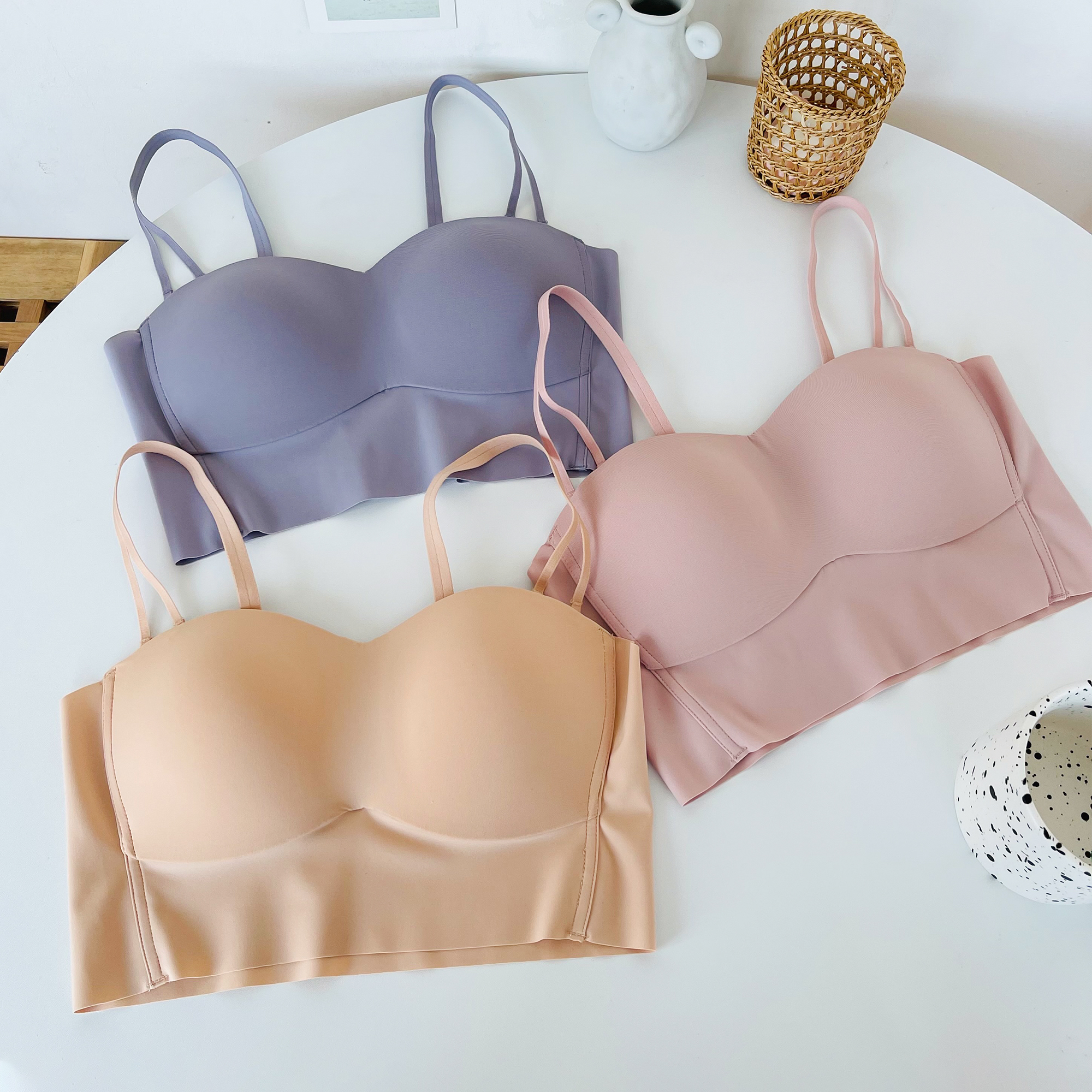 内衣少女薄款光面无痕透气舒适法式文胸简约文胸