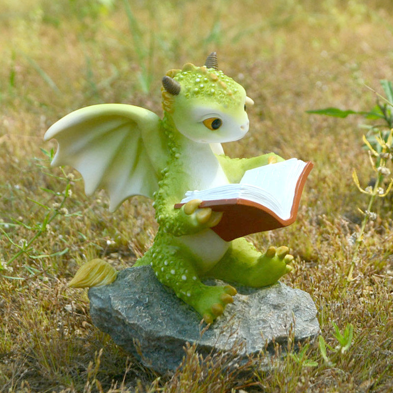 摆件看书小龙卡通可爱动物公仔客厅饰品桌面摆件