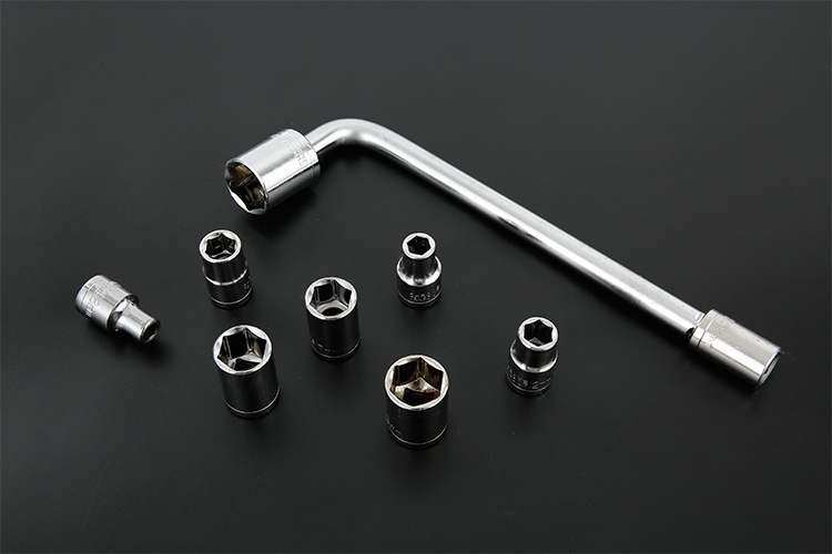 螺丝货车万能套筒扳手拆装修车车载加长小轿车手动套筒扳手