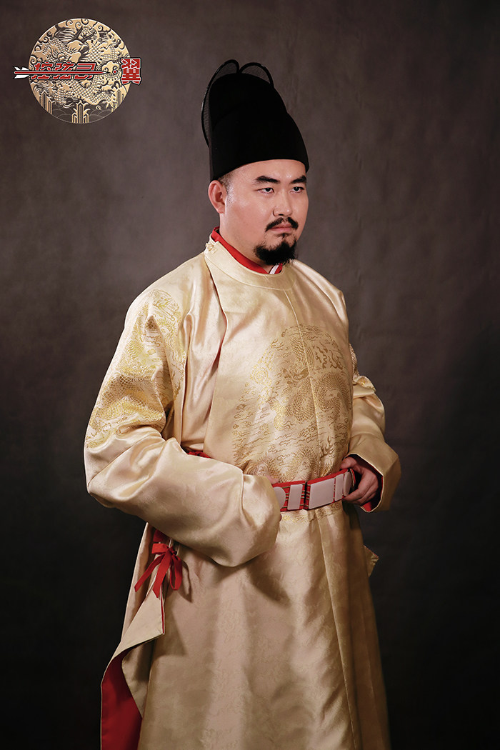 织金四团龙纹衮明朝皇帝藩王服汉龙袍定制汉服定制