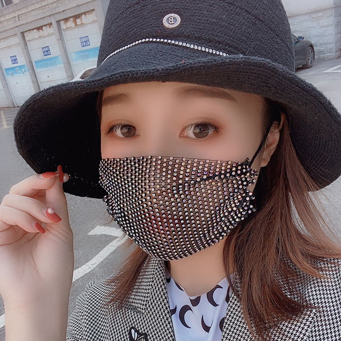带钻口罩女神网红抖音同款防晒透气镶钻时尚口罩