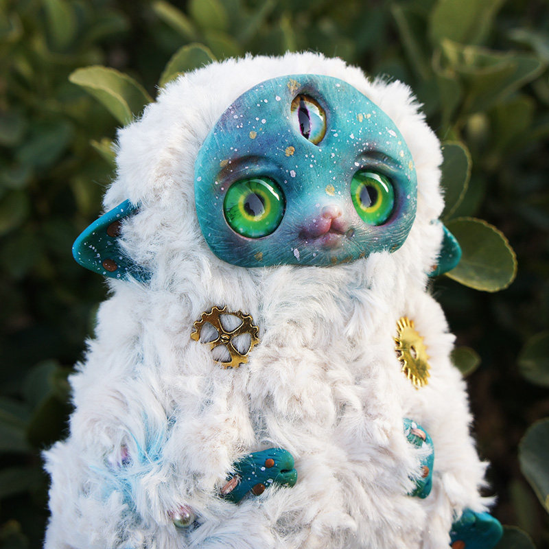 alisa三眼红叶题诗古怪怪的奇幻生物设计师手作娃娃毛绒布艺类玩具