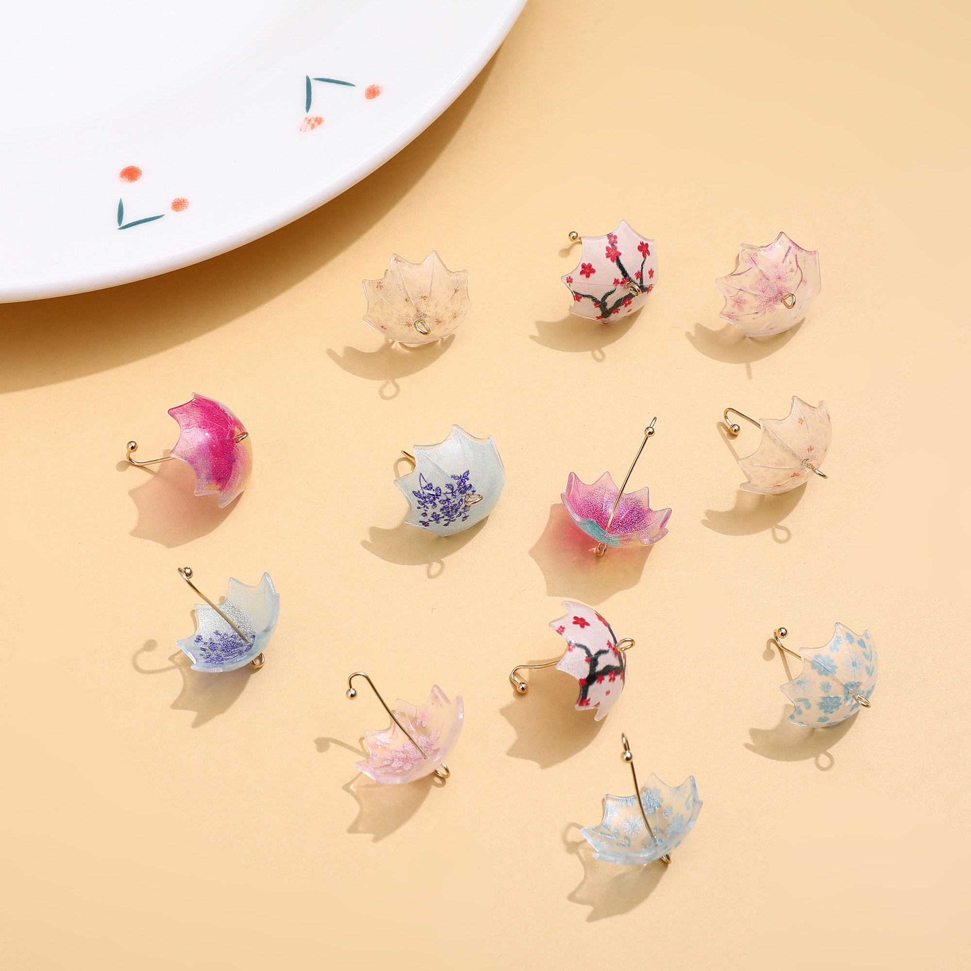 日系仿热缩片亚克力花朵雪花小雨伞diy手工饰品其他diy饰品配件