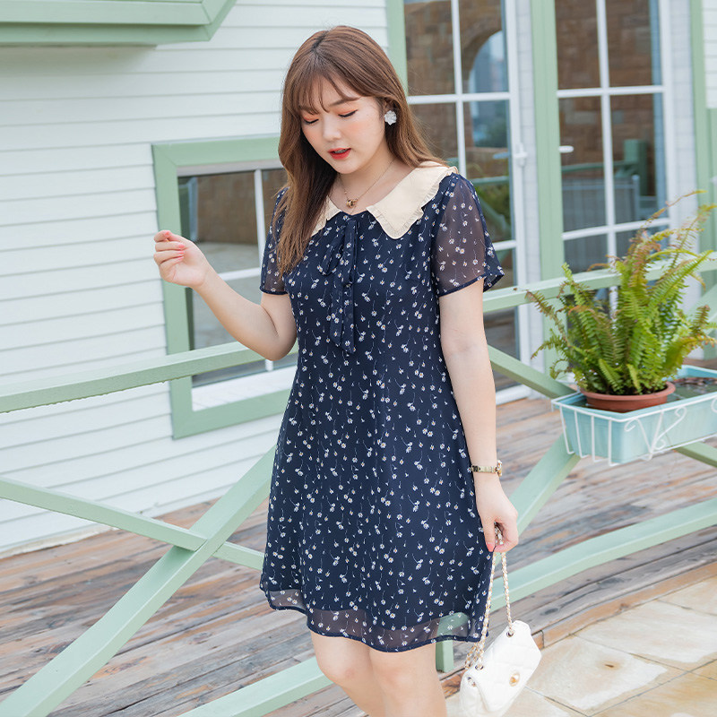 胖女人大码女装夏新款胖mm宽松遮肚洋气娃娃领显瘦减龄雪纺连衣裙