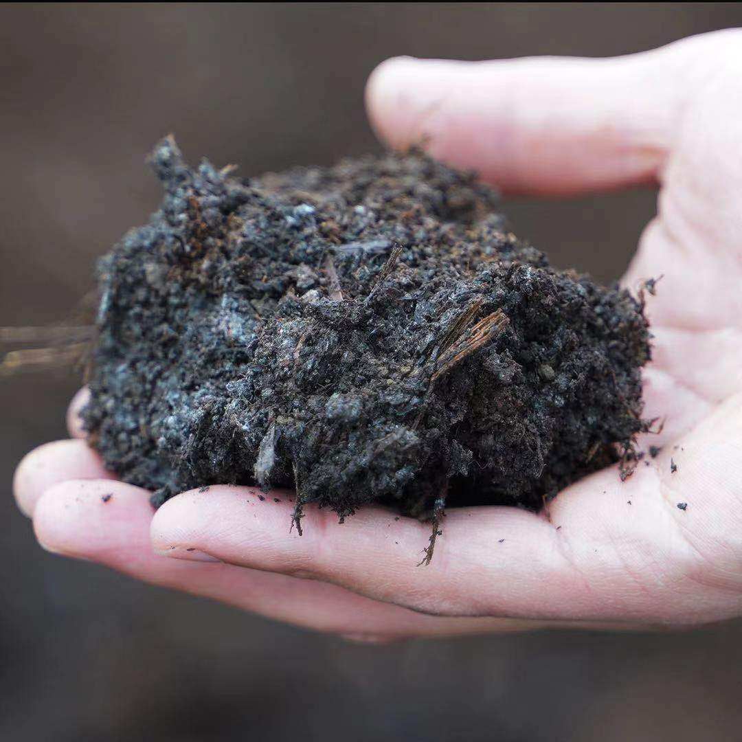 秸秆新鲜玉米混合羊粪好氧堆肥腐熟充分有机肥料介质