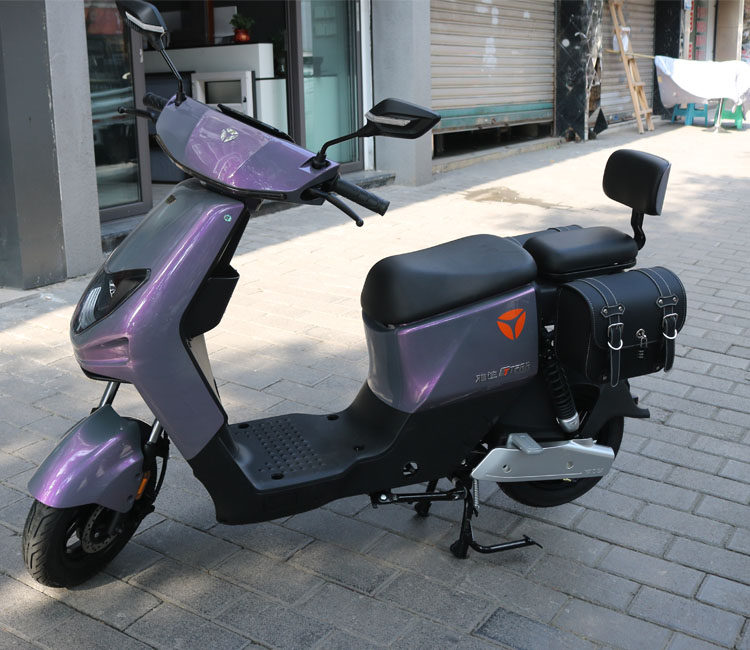 雅迪包箱电动车专用不锈钢支架防水后备改装dt6电动车后备箱