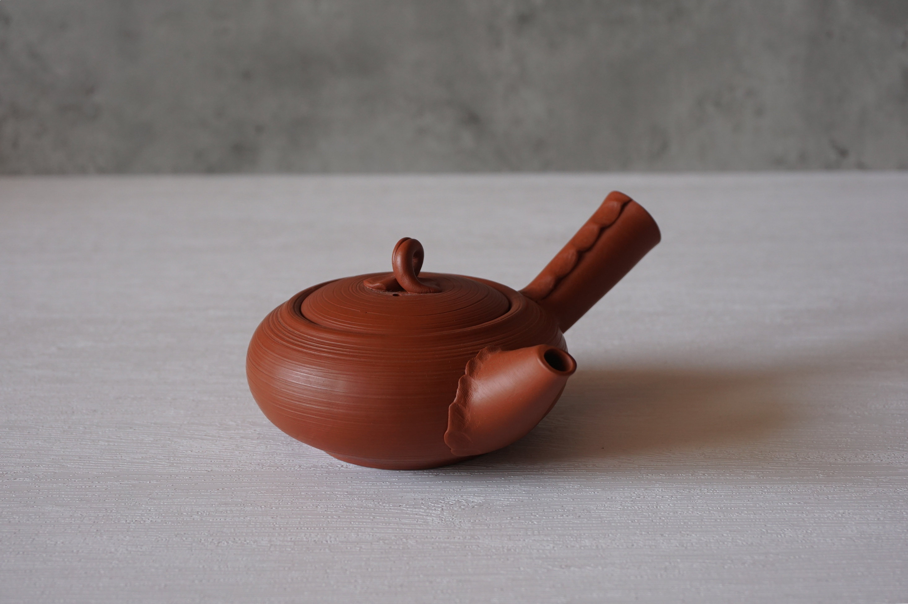 常滑烧陶本进口物件木仙小号纯手工作朱泥拉线茶壶