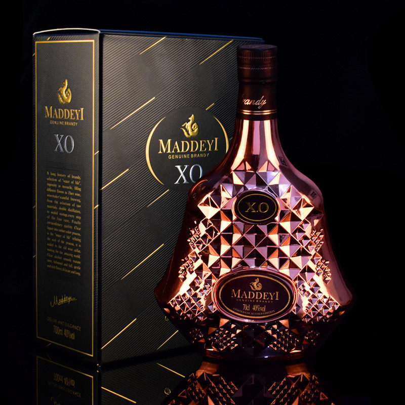 洋酒xo白兰地法国一赠brandy700毫升40度烈酒礼盒白兰地