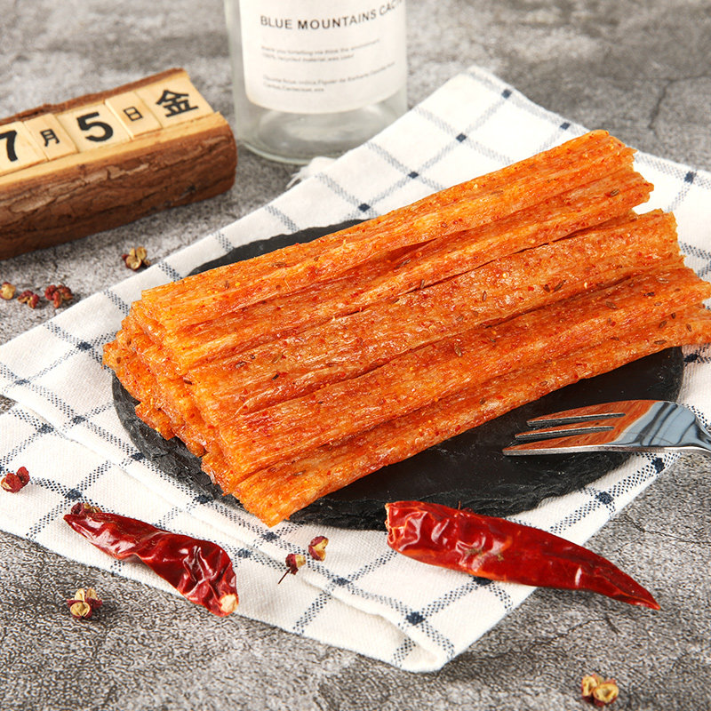 透明老包装卫龙辣条102g大面筋整箱经典大辣棒面制品香辣零食包邮