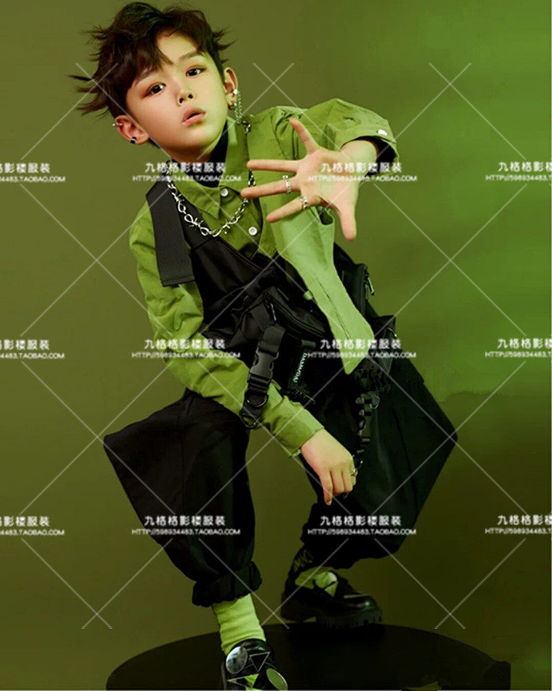 影楼个性潮童硬糖风模卡拍摄服装男童儿童主题写真拍照走秀演出服