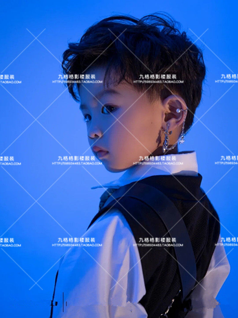 2022小童男模卡走秀潮童拍摄演出服写真杂志风儿童摄影服装艺术照