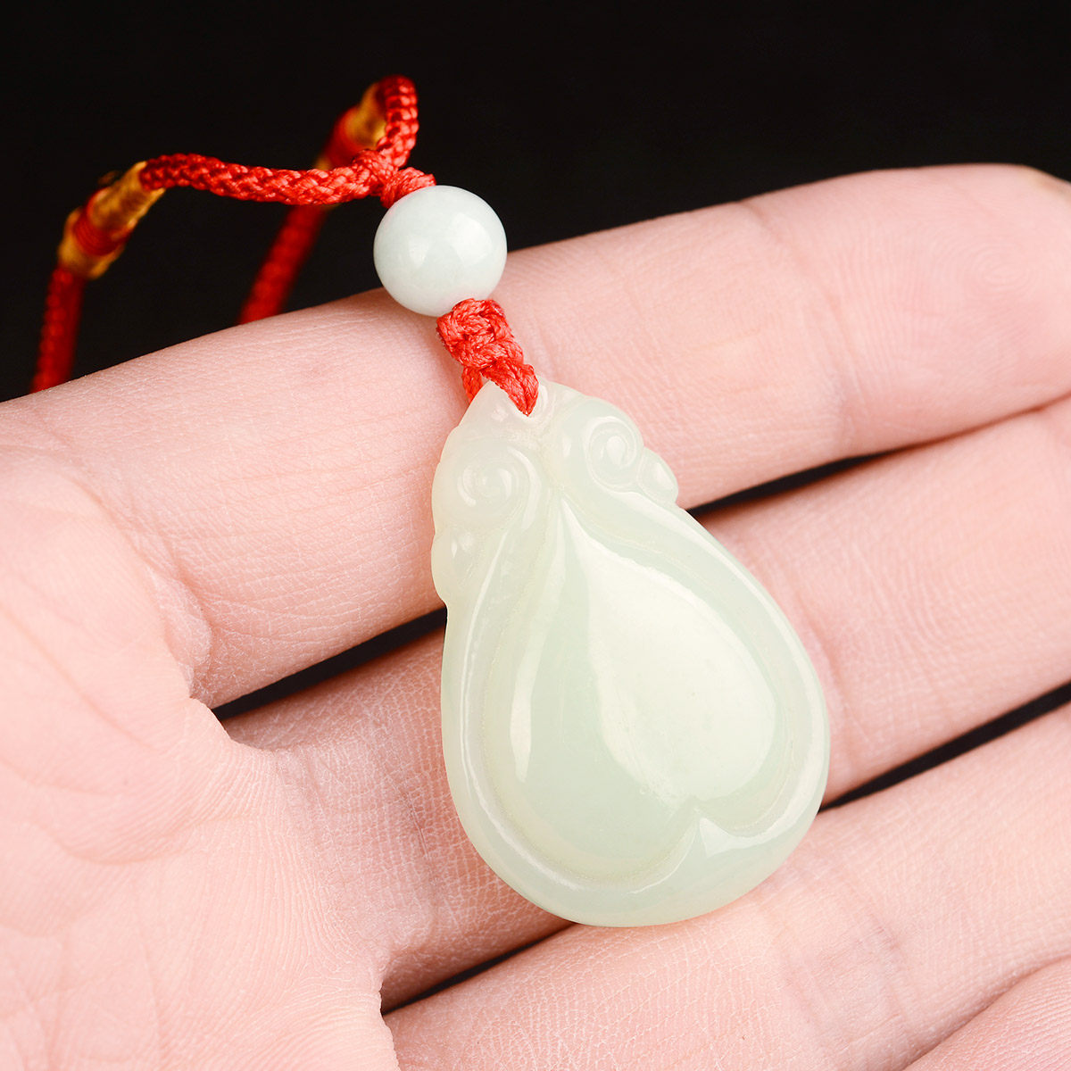 风水阁和田心形吊坠水滴形状玉坠男女项链玉石项坠