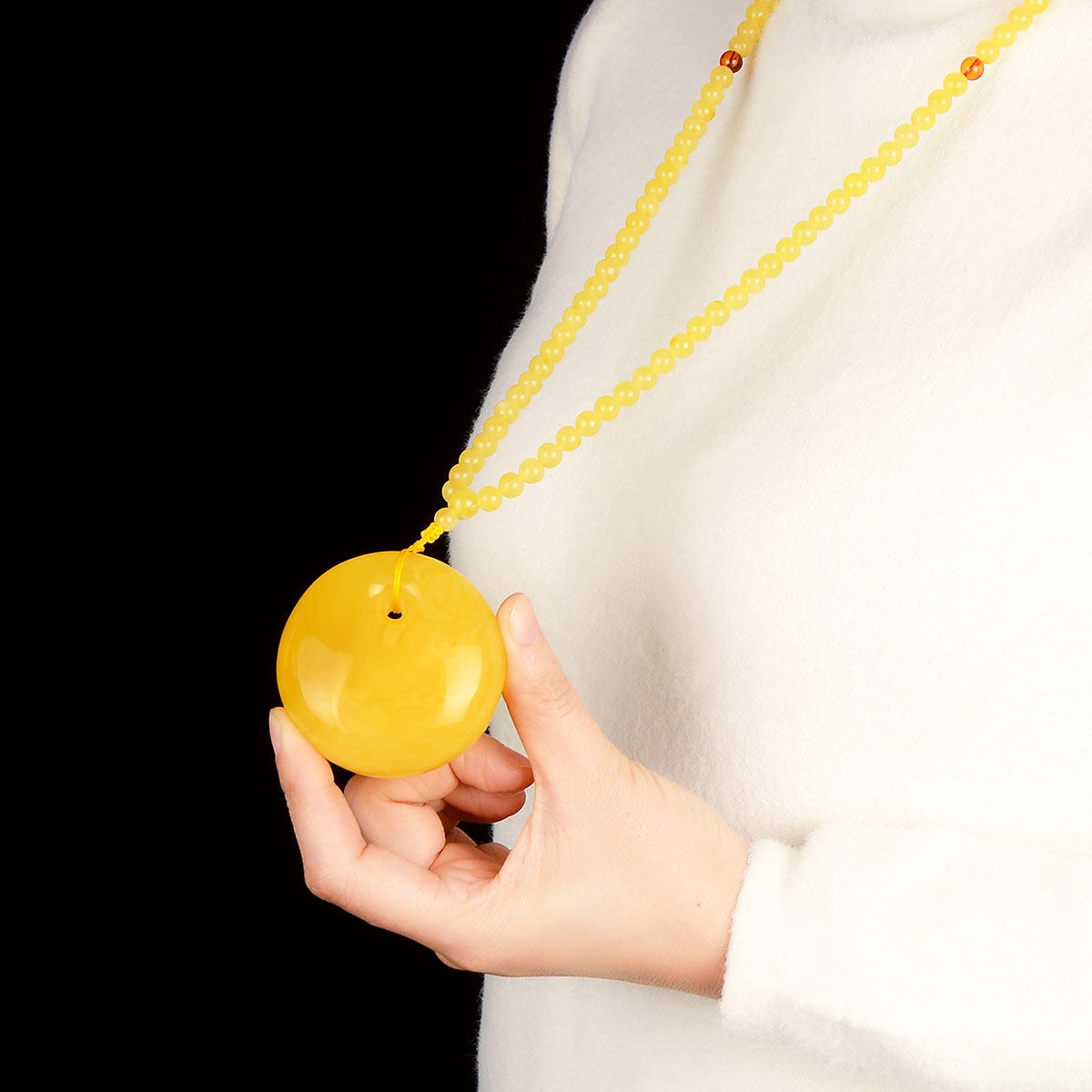 风水阁公主扣蜜蜡吊坠鸡油黄琥珀蜜蜡项链男女士毛衣链长款女款