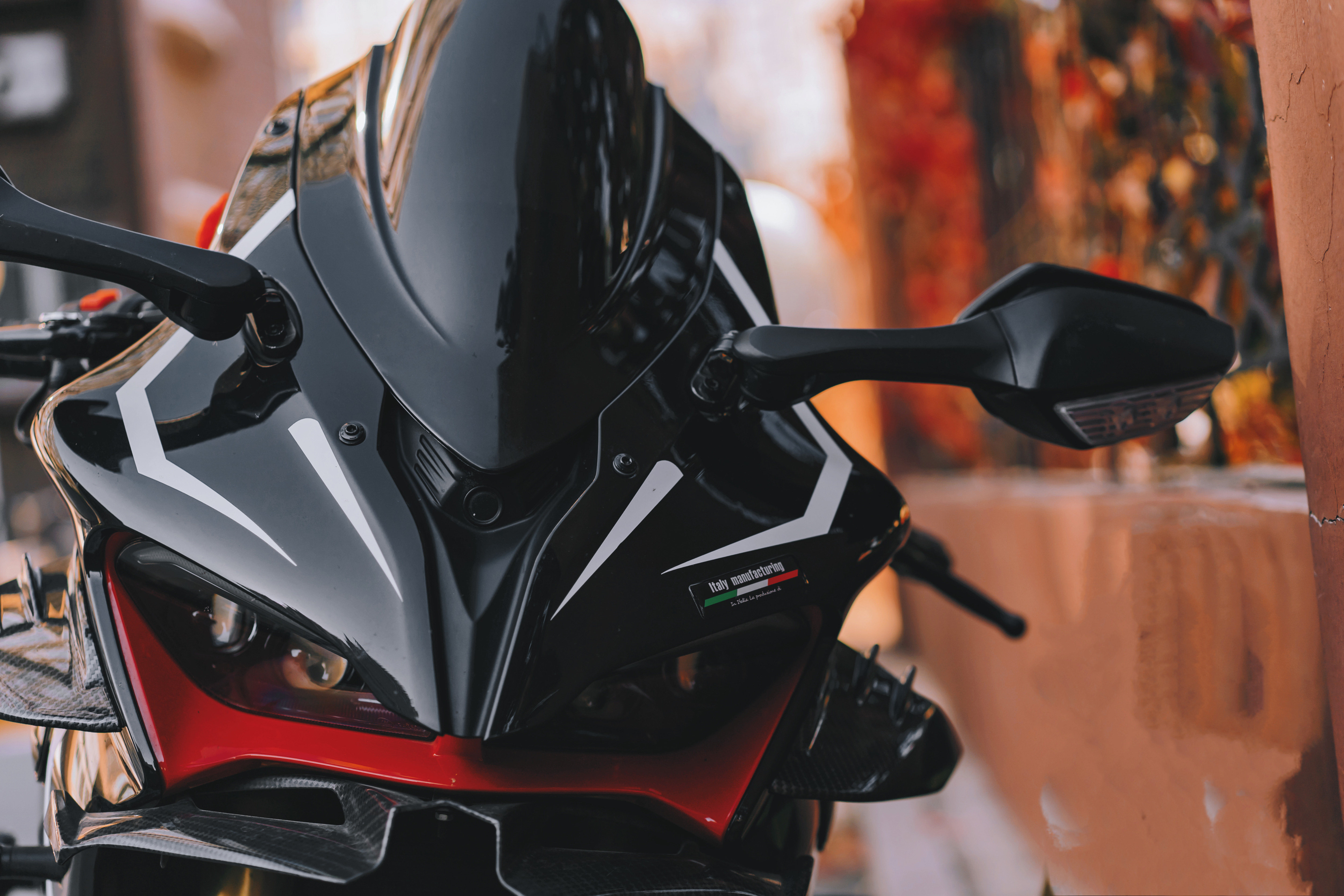 适用钱江摩托车反光拉花车头专用连接贴纸