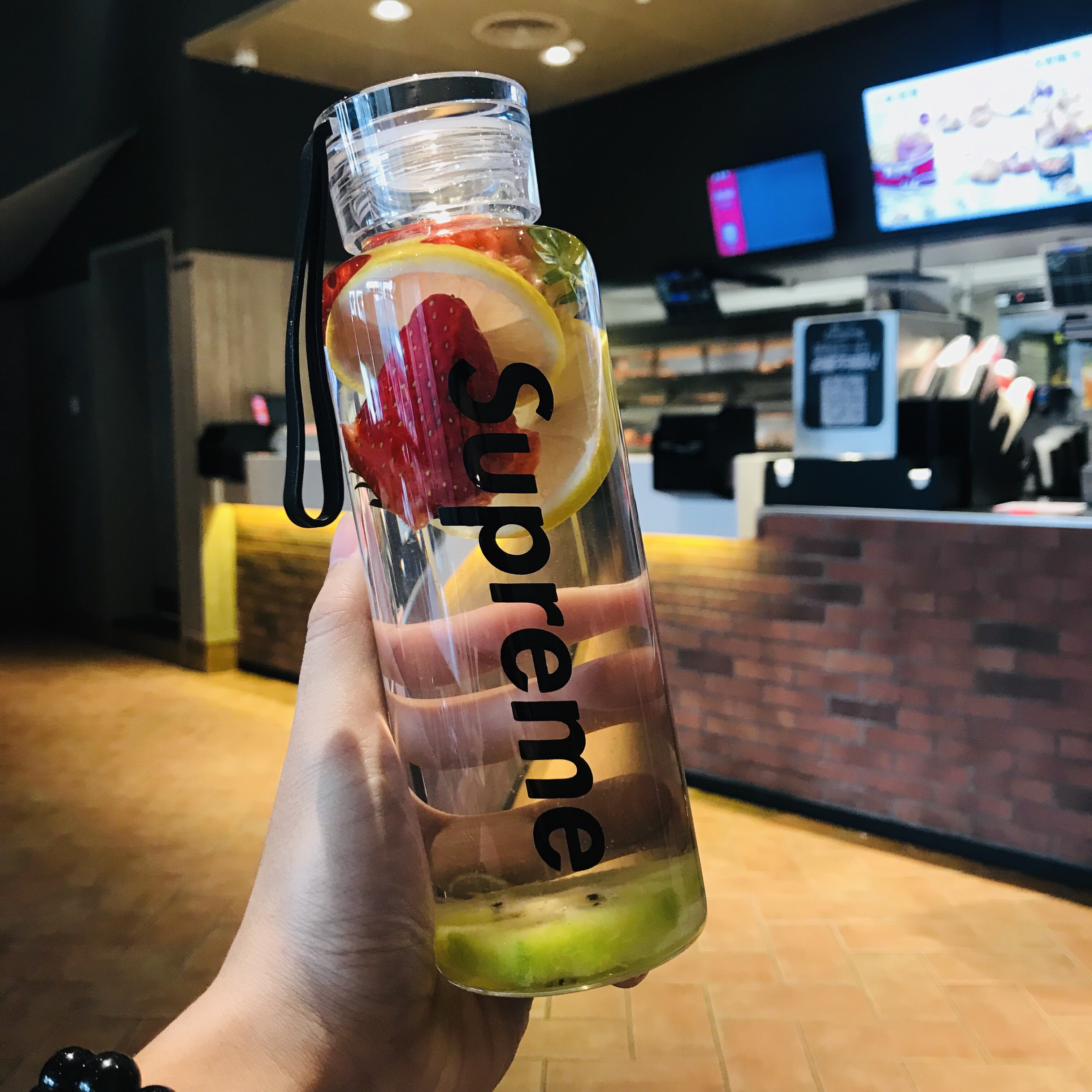 潮牌个性supreme玻璃杯文艺抖音网红ins水杯创意男女情侣时尚杯子