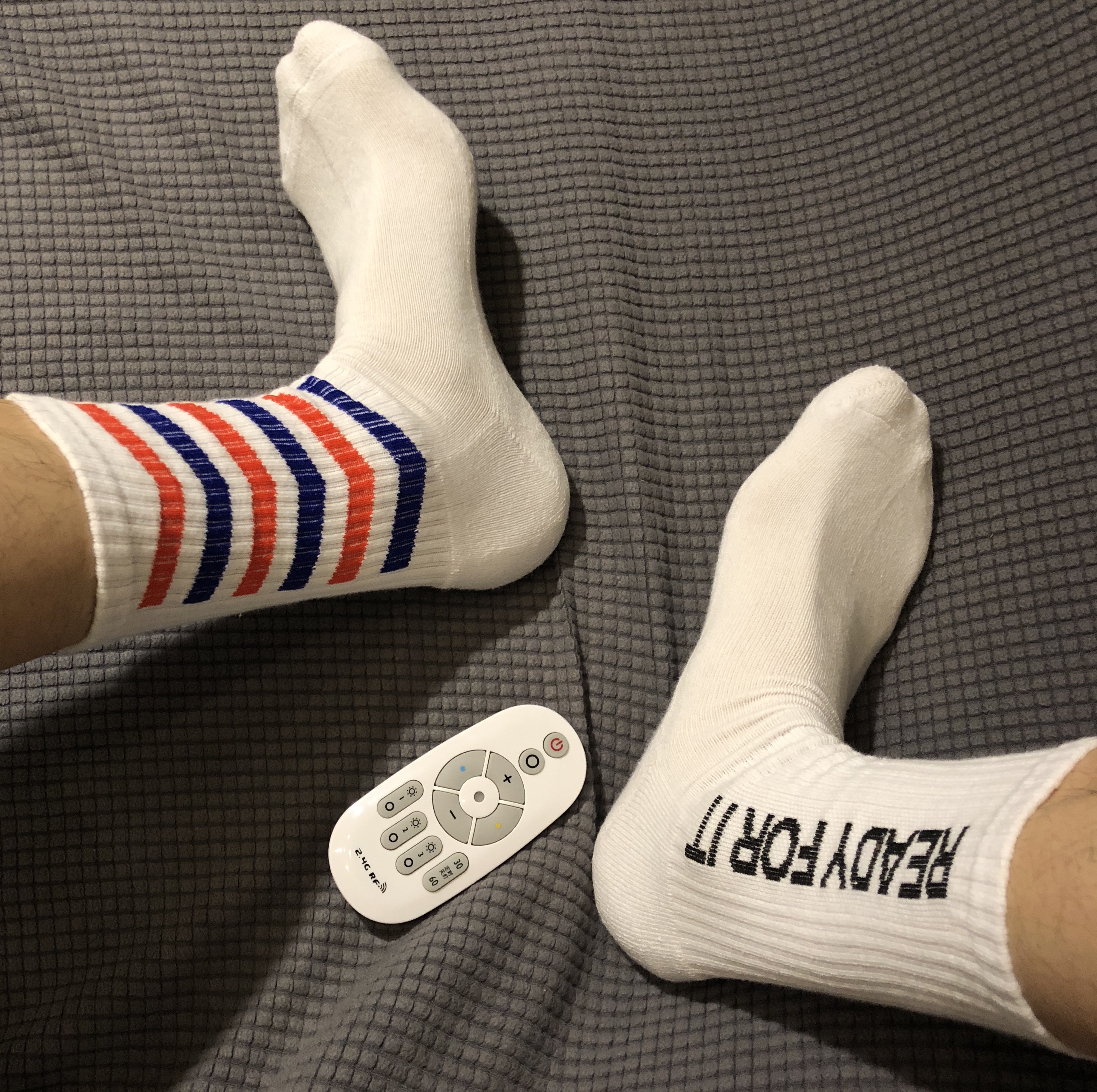 kocean篮球字母滑板街头性感白袜控纯棉加厚男士运动袜