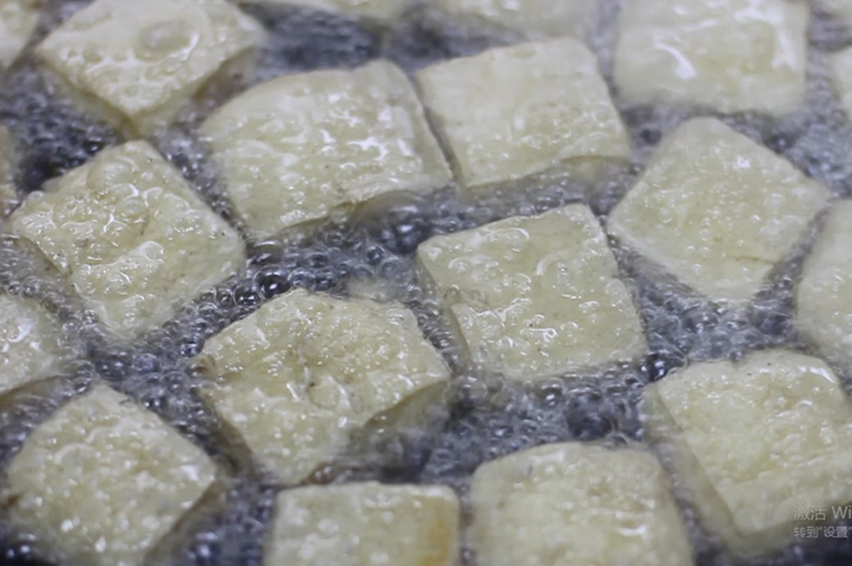 白色精品黑白长沙臭豆腐生正宗湖南特产油炸臭豆腐