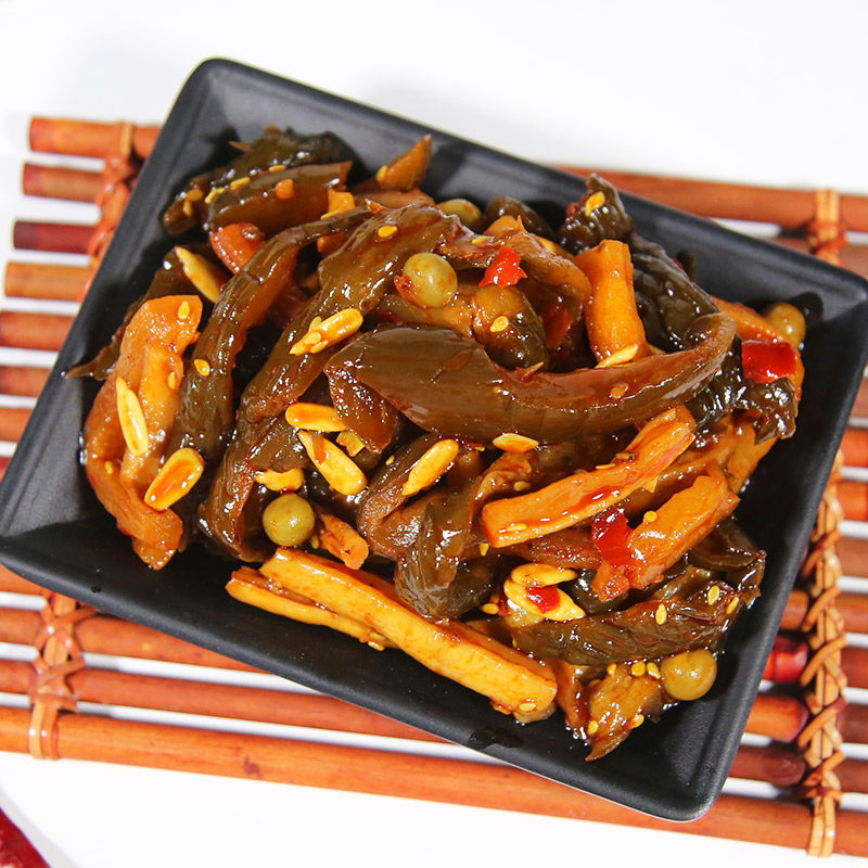 黄瓜酱瓜八宝瓜条农家手工香辣开胃咸菜酱菜酱菜