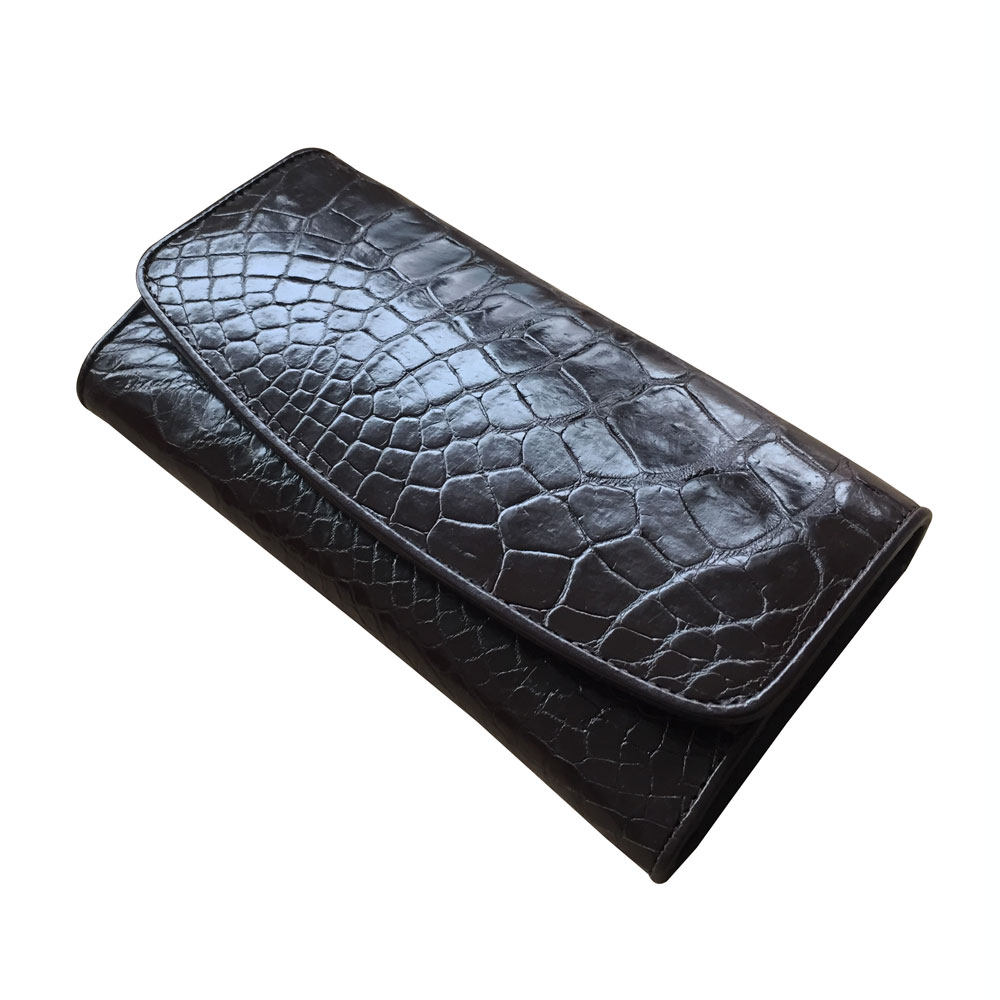 购物先领券,券后￥799原价1598立即领券购买泰国新款鳄鱼皮手包女士长