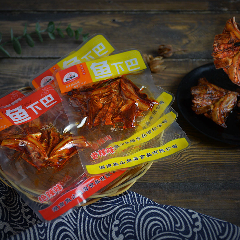 鱼山湖南真空包真空独立辣鱼零食特产即食辣味即食鱼零食