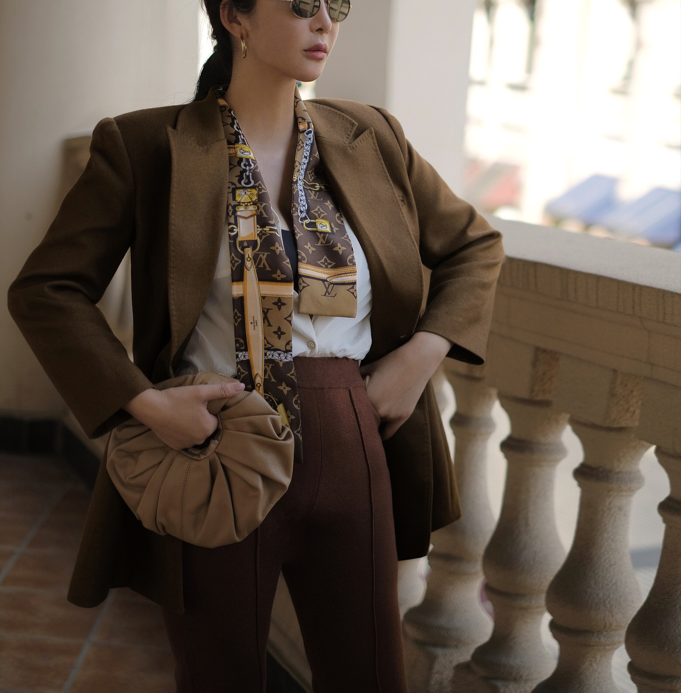 bettychow高级定制摩卡手工缝边立体西装肯豆同款西装