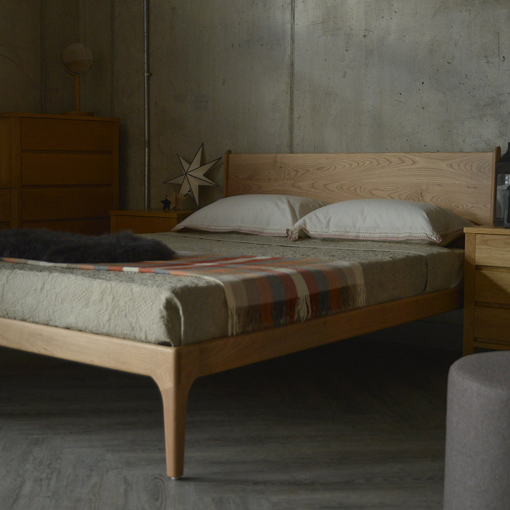 九木双人床工厂家具轻奢胡桃户型木工小户木床实木床