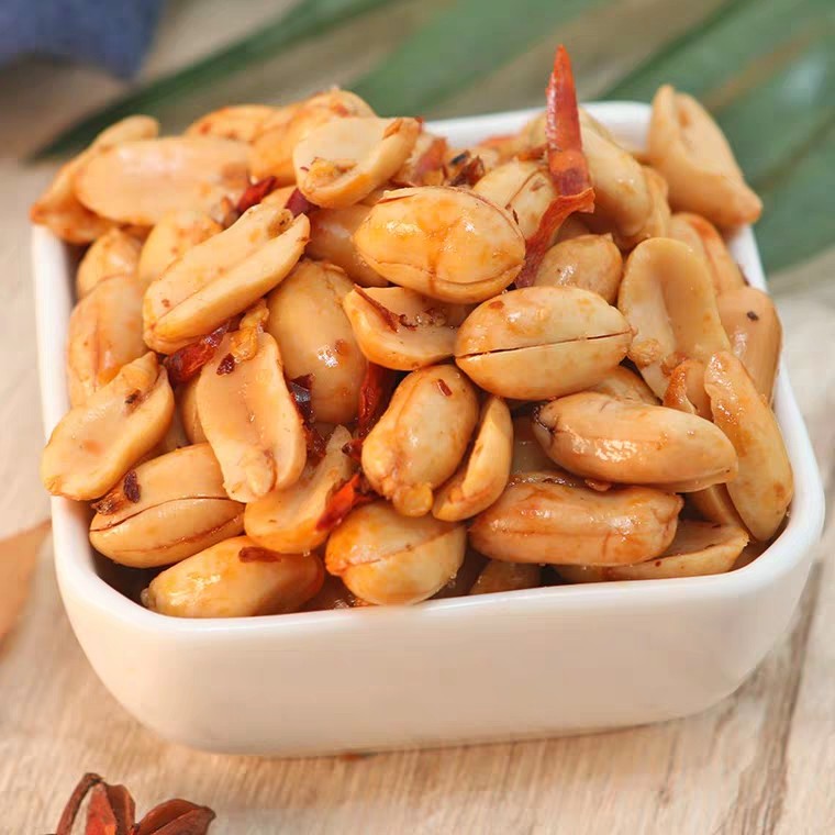 小旺去皮椒盐麻辣花生米香辣辣味小包包装零食花生