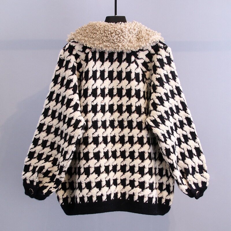 毛衣精选推荐 妮妍阁女装旗舰店 > 羊羔绒千鸟格毛衣女秋冬外穿2020