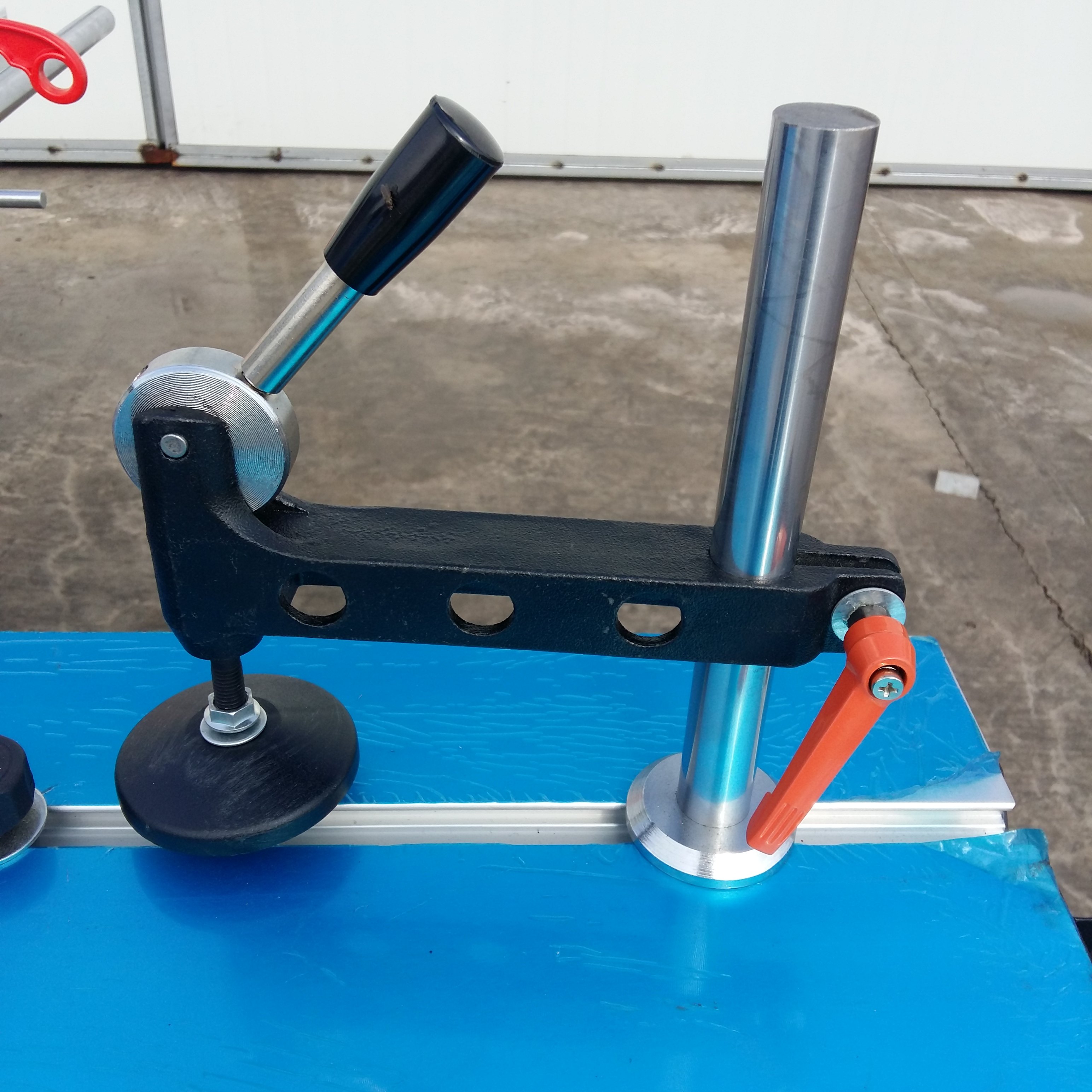 厂家直销木工机械设备精密推台锯配件裁板锯手动压料器