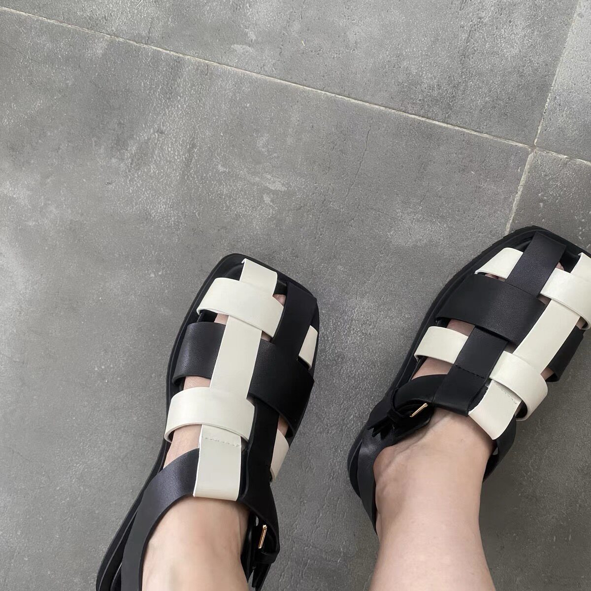 mona复古凉鞋罗马平底百搭真皮镂空包头编织罗马凉鞋