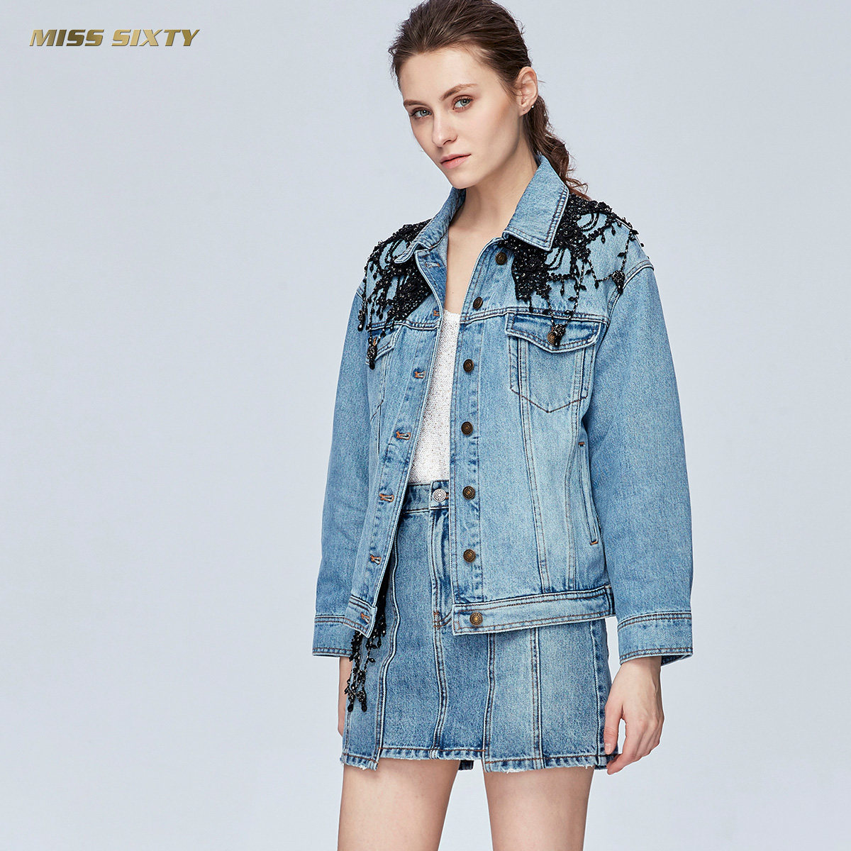 misssixty春季立体钉珠绣花翻领百搭牛仔外套短外套