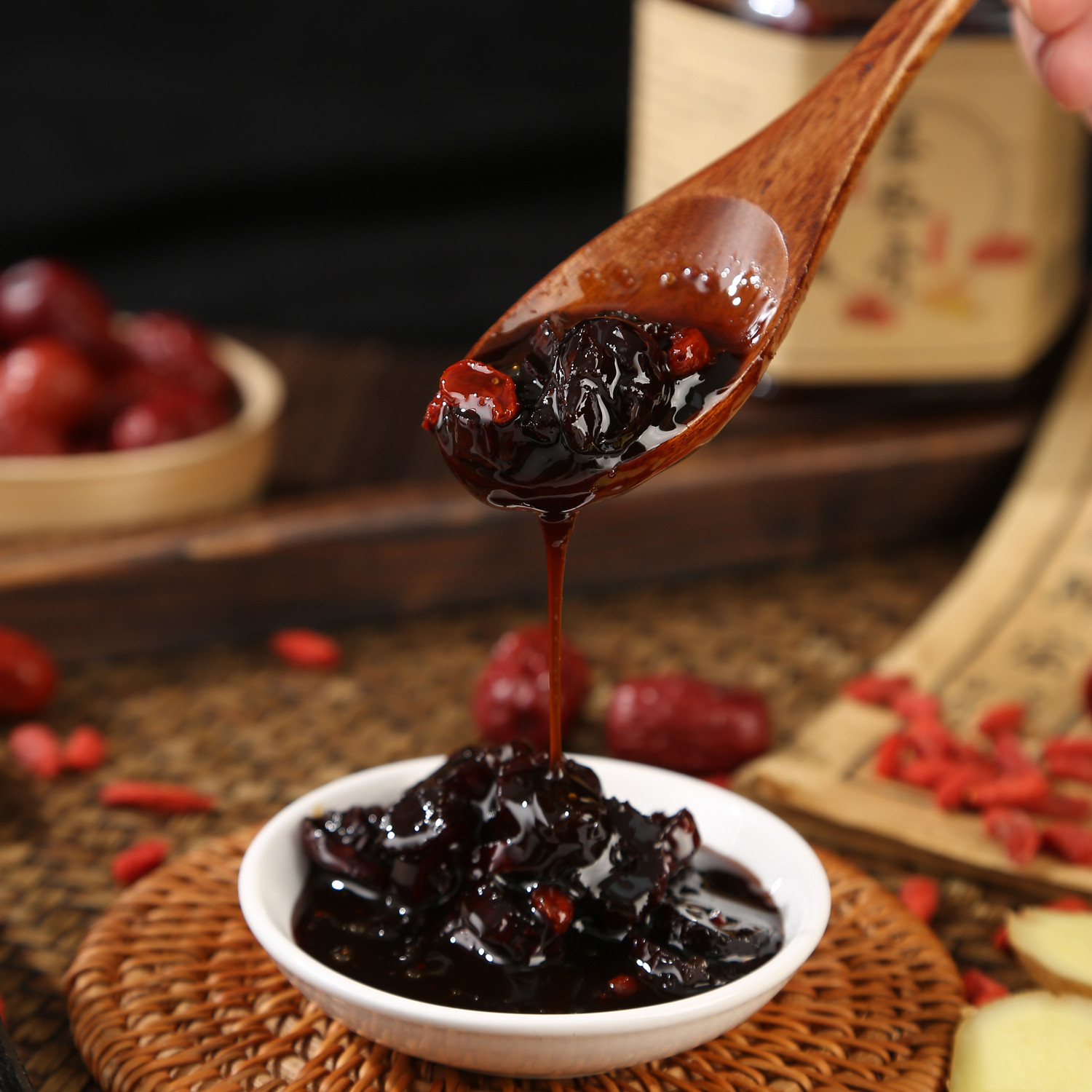 江善田怀姜生理红糖姜汤茶老姨妈姜大枣膏熬制姜汤