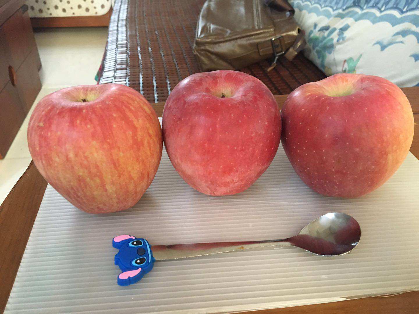 粉面沙甜苹果宝宝刮果泥老人吃的新鲜水果5斤包邮非花牛蛇果5斤