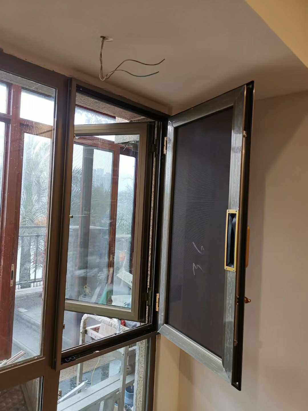 纱窗隐形口袋防盗门窗防护网防护栏儿童防护纱窗