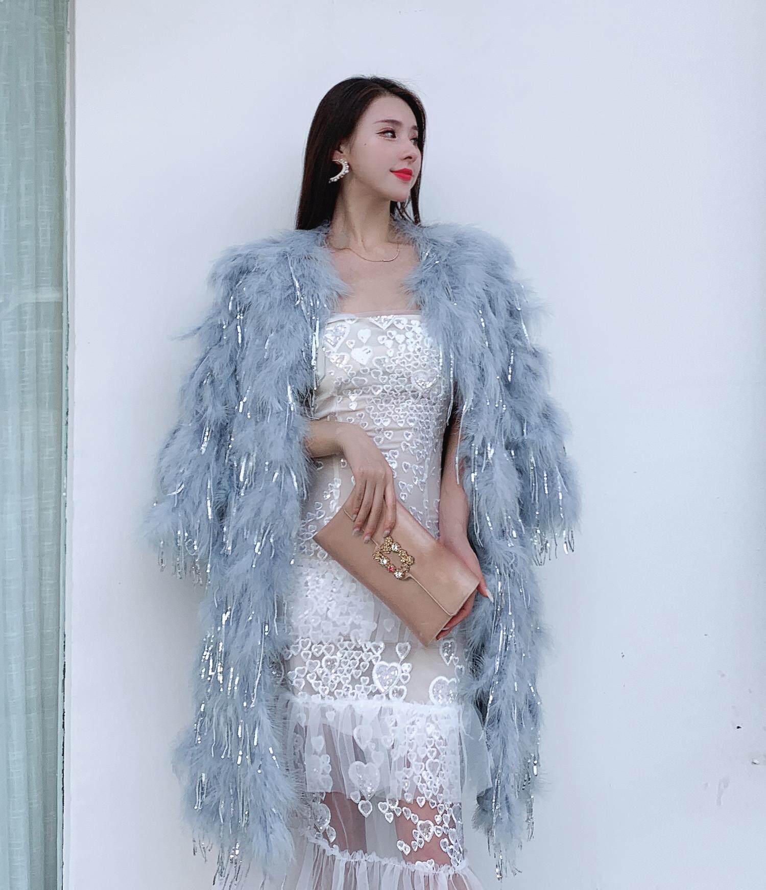 设计师款 2019新款名媛贵妇浅粉珠片流苏装饰粉色羽毛皮草外套女