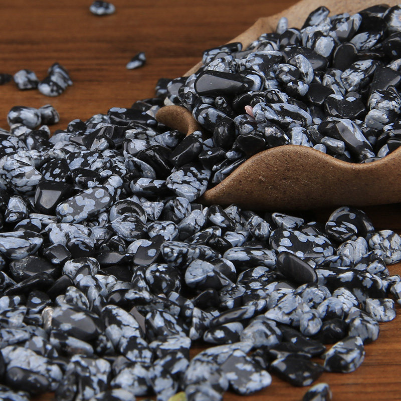 天然水晶净化消磁磁石月光石碎石多肉花盆鱼缸石头摆件