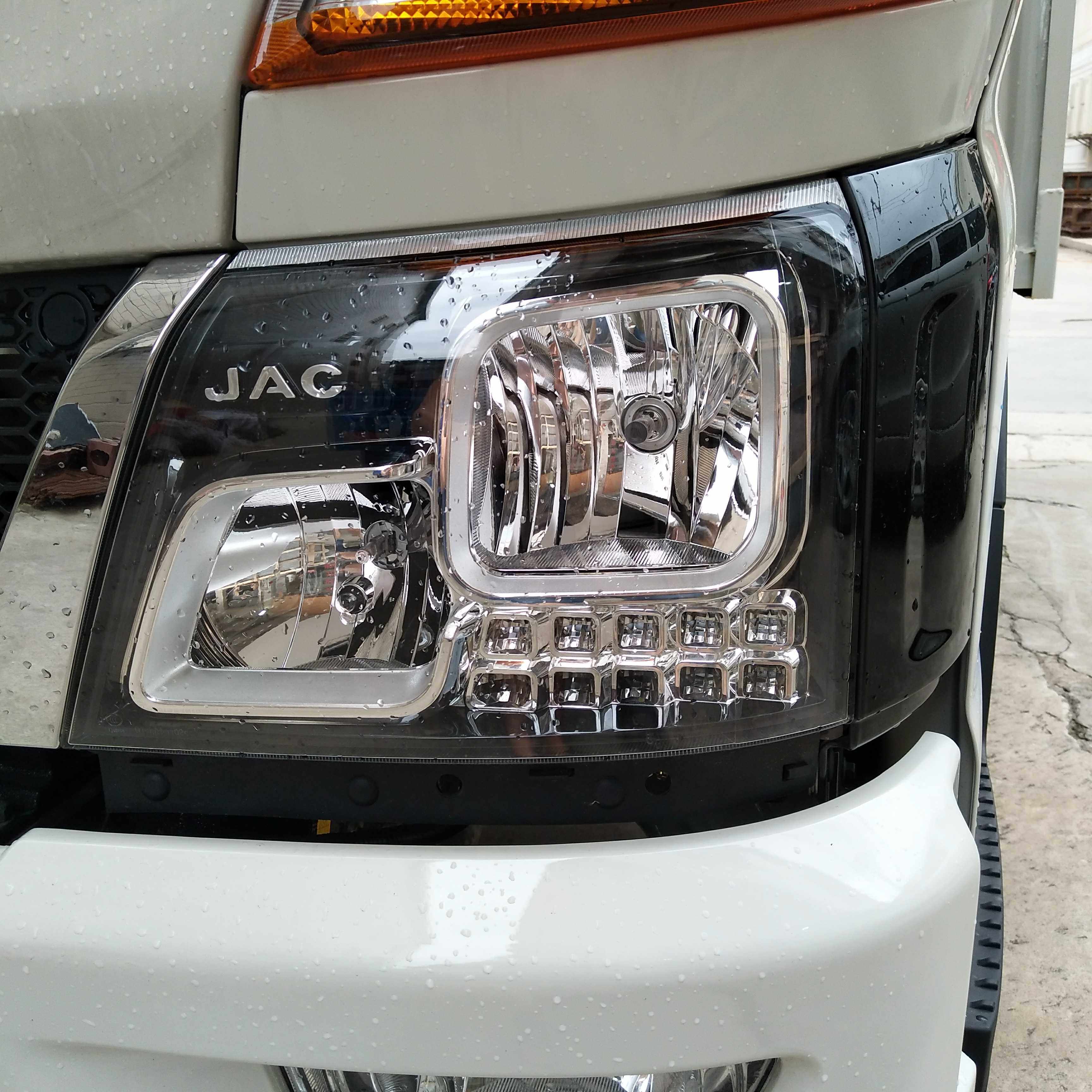 大灯适用于江淮货车新款骏铃v6v3照灯v5大灯总成