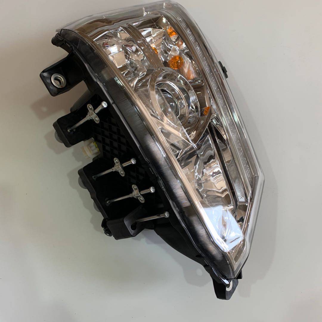 总成大灯适用于福田新欧马可s3照灯m4前大灯大灯总成