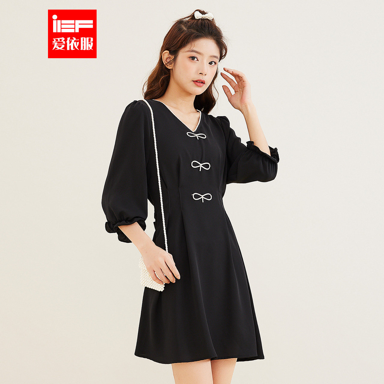 ief爱依服连衣裙2021年春夏新款韩版气质珍珠领收连衣裙