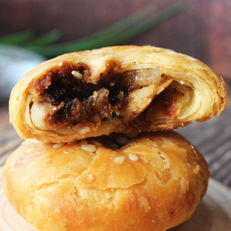 零食特产安徽正宗酥饼扣肉干菜烧饼黄山黄黄山传统糕点