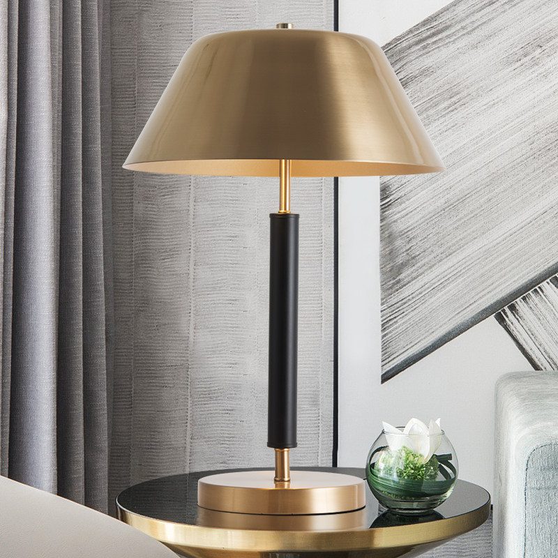 后现代创意时尚北欧简约轻奢台灯个性客厅书房装饰台灯