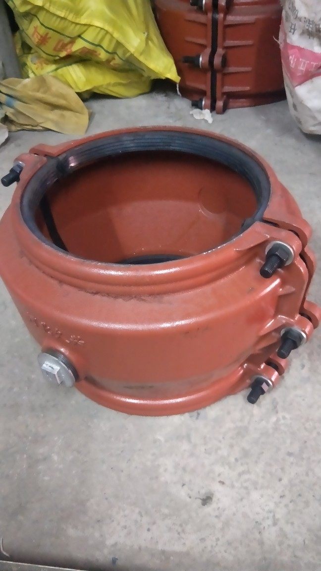 河北器连抢修钢管pe镀锌久兴包镀锌大肚子插口接头