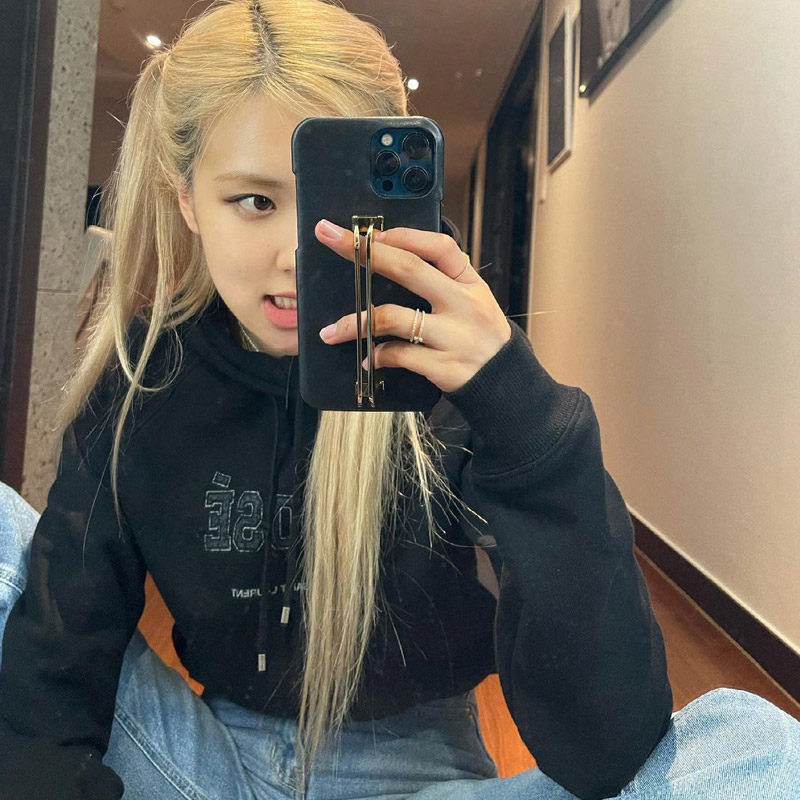 朴彩英同款黑色rose字母印花卫衣ins韩版短款卫衣