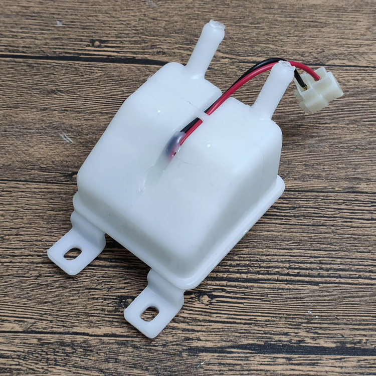 五菱龙刹车油杯改装型五菱兴旺五菱吉星老款五菱货车汽车刹车油壶