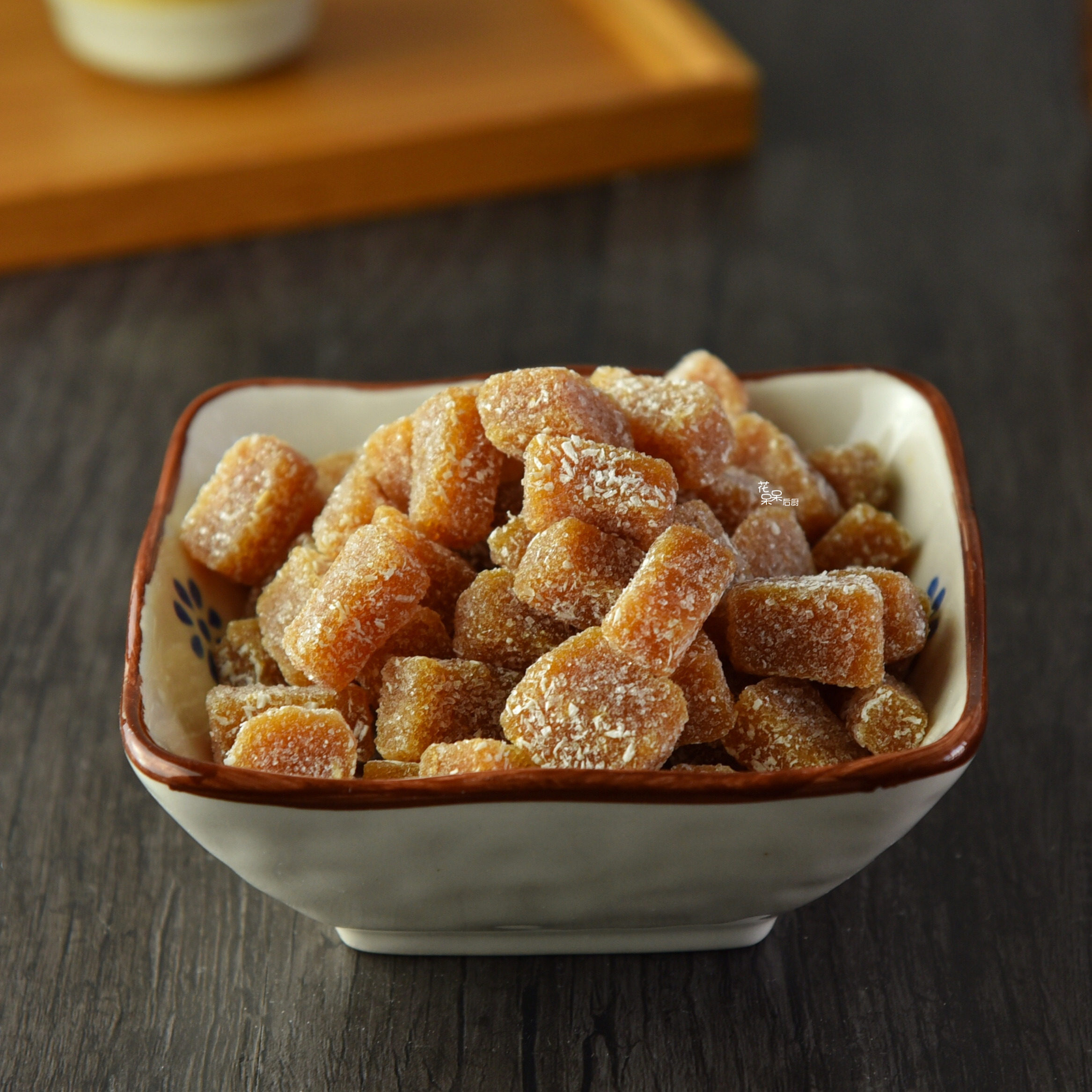 花呆呆 即食姜糖块零食 手工特产椰蓉小包装姜糖 暖暖的 软糖200g